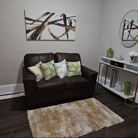 Elegant 4 Bedroom @Cleveland Clinic Area 외부 사진